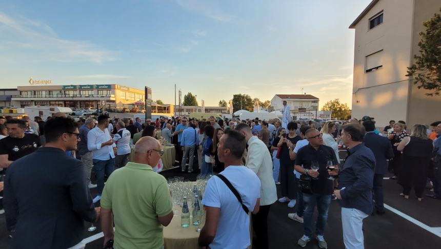 L'inaugurazione in via Corsica