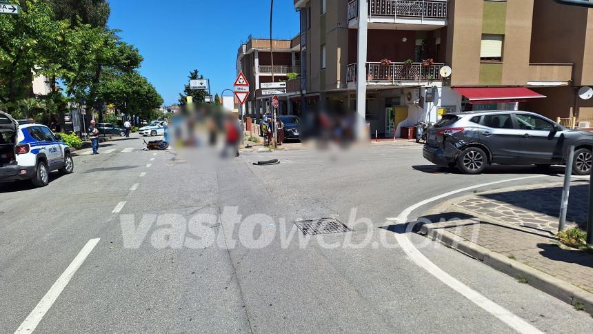 Scontro auto-moto in Corso Mazzini, ferito un 32enne