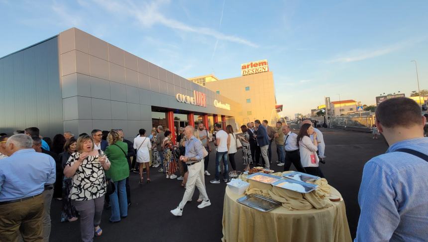 L'inaugurazione in via Corsica