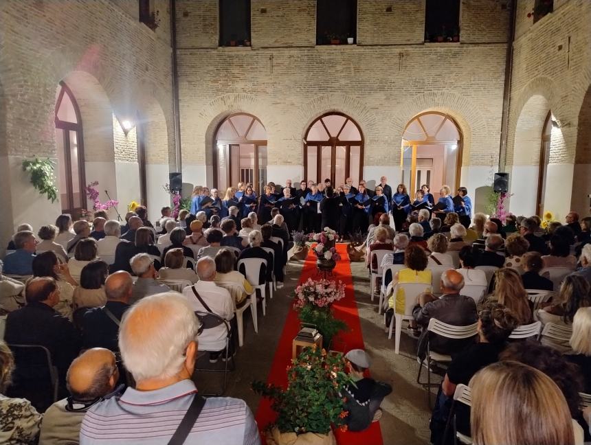 Il Coro polifonico Histonium a Vasto regala emozioni con “La magica notte di San Giovanni”