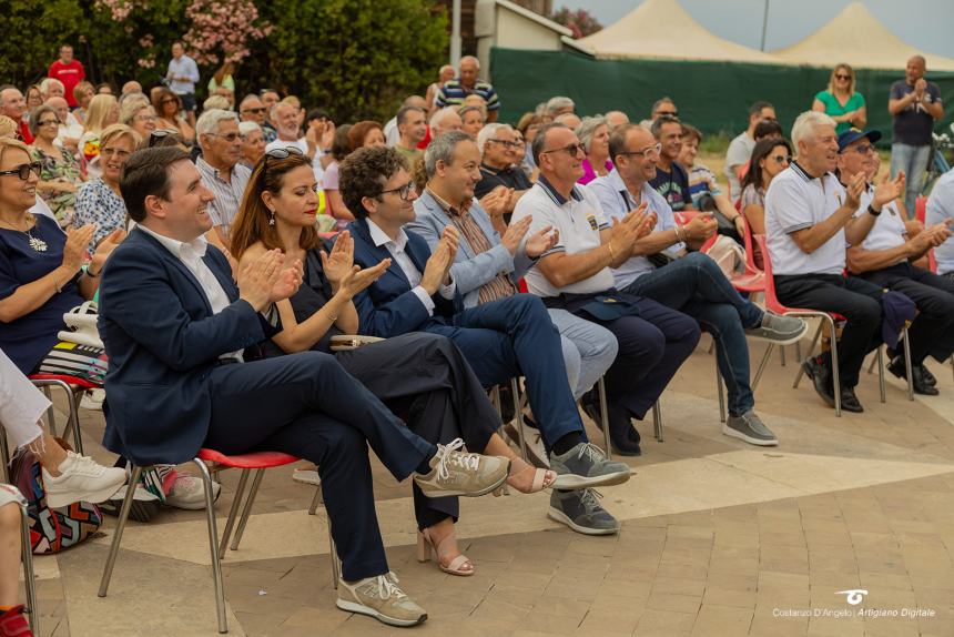 Tripla esibizione della Fanfara dell’Accademia navale di Livorno: “Applausi da cittadini e turisti” 