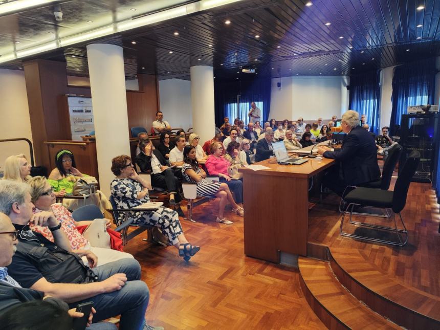  La Asl incontra i medici di medicina generale: "Sui farmaci spesa da governare, ma niente tagli"