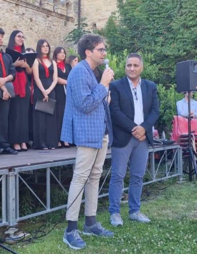 Applausi al d’Avalos per l’esibizione dell’orchestra giovanile del Liceo Mattioli