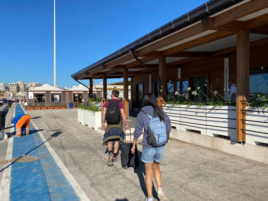 In funzione le biglietterie della nuova stazione marittima