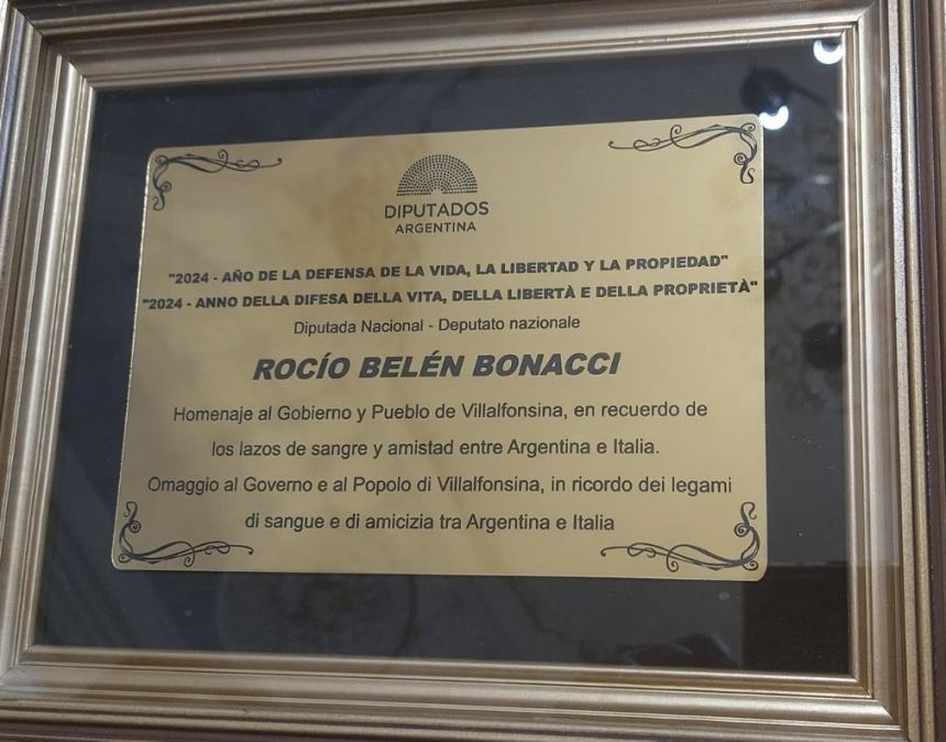 A Villalfonsina la parlamentare argentina Bonacci: “Un onore avere legami di sangue con voi”