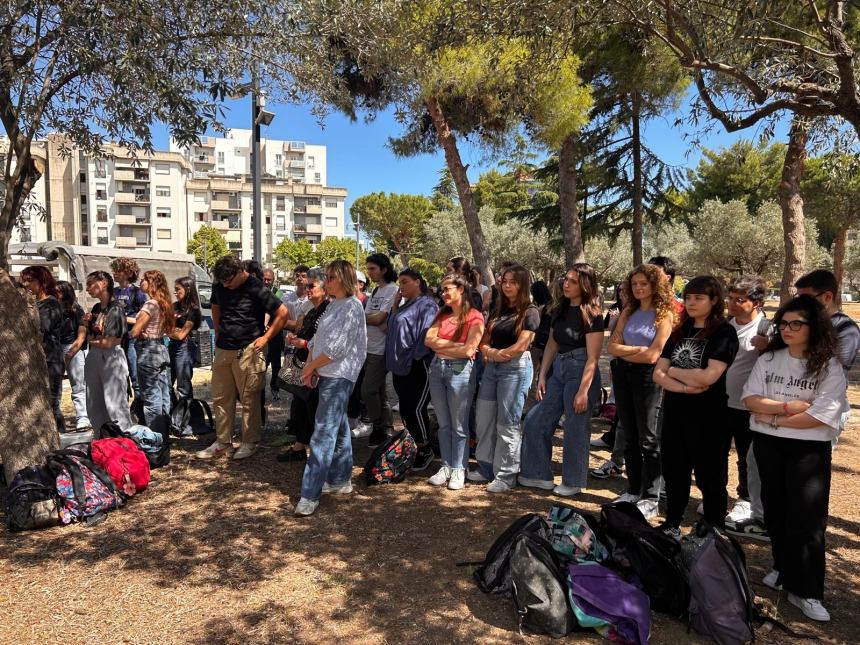 Inaugurata a San Paolo la pensilina dedicata a Lea Garofalo, vittima della mafia