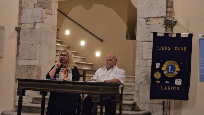 Una serata magica riscoprendo le poesie in dialetto a Palazzo Ducale