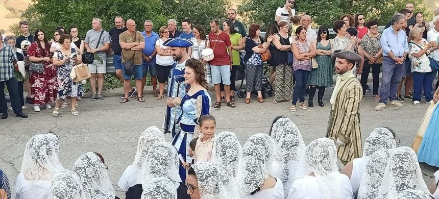 Palmoli in festa per S. Valentino: rinnovata la trebbiatura e la rievocazione delle sacre spoglie