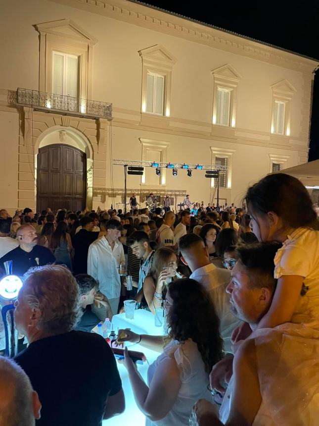 A Vasto non si dorme: la magia della "Notte in Centro" avvolge il centro storico