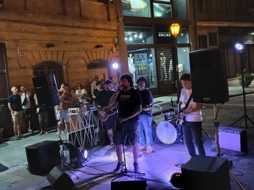 A Vasto non si dorme: la magia della "Notte in Centro" avvolge il centro storico