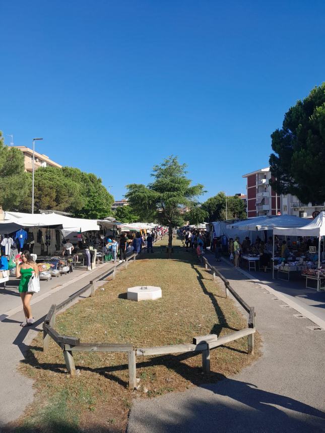 La fiera di luglio in piazza del Papa