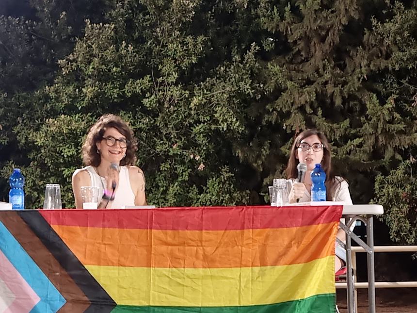 Fumettibrutti incontra Vasto e si racconta: "Essere trans non è un capriccio" 