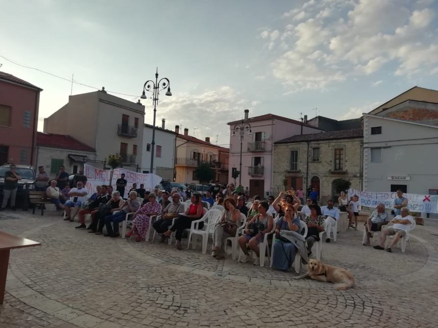 Pratiche di democrazia a Palata: «Costruire una opposizione consapevole alla speculazione energetica» 