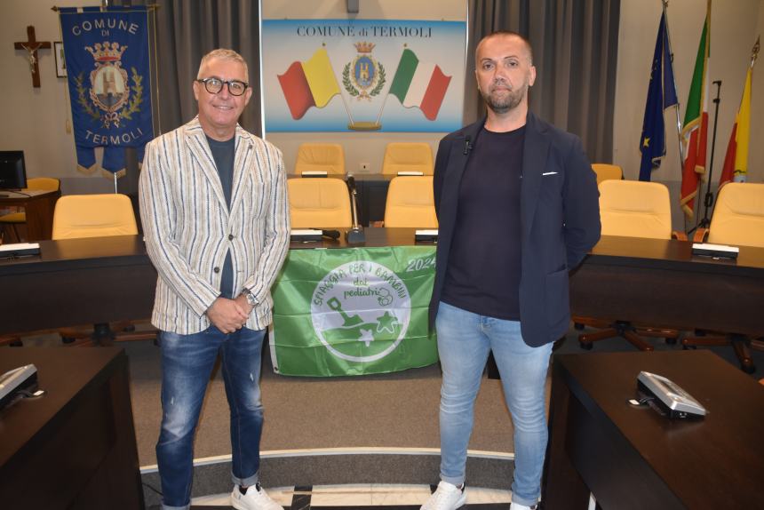 Spiaggia a misura di bambino, la Bandiera Verde di Termoli sventola sui lidi della costa