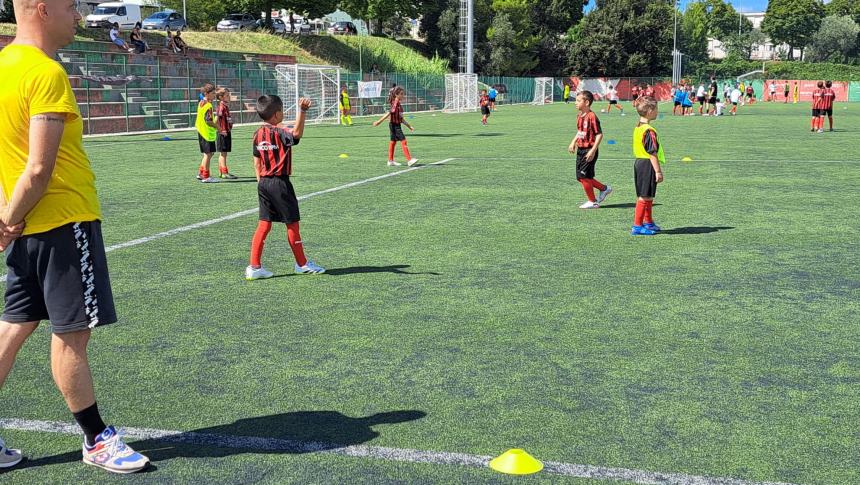 È sbarcato a Termoli il "Milan junior camp 2024"