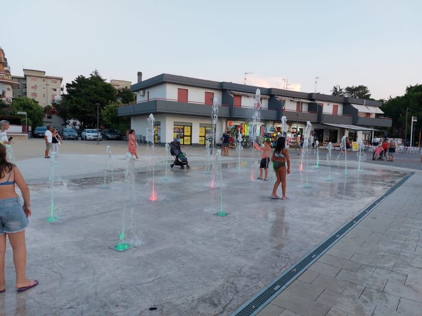 La nuova piazza Falcone a Campomarino lido