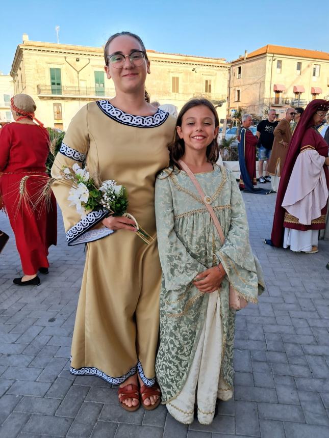 Dame, cavalieri e sbandieratori: Termoli nel cuore del Medioevo