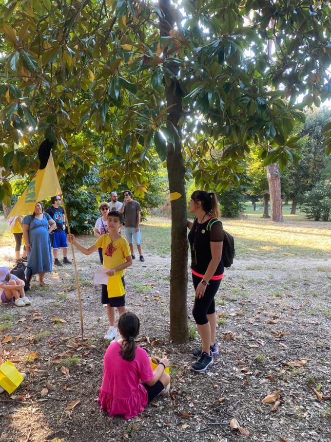 Tour "Amici alberi" al parco comunale: il regno della biodiversità 