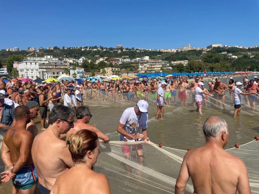 A Vasto rievocata la Sciabica: “Abbiamo assaporato la bellezza delle tradizioni”