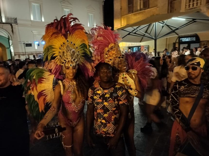 A Vasto non si dorme: la magia della "Notte in Centro" avvolge il centro storico