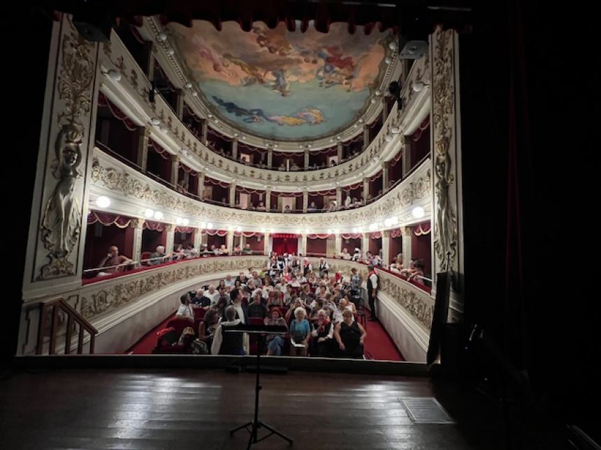 Grande entusiasmo al Rossetti per la serata di folklore dedicata al maestro Nicolamaria Stivaletta