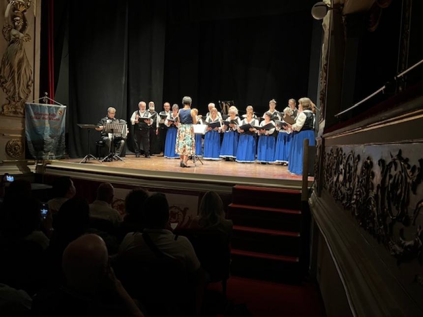 Grande entusiasmo al Rossetti per la serata di folklore dedicata al maestro Nicolamaria Stivaletta