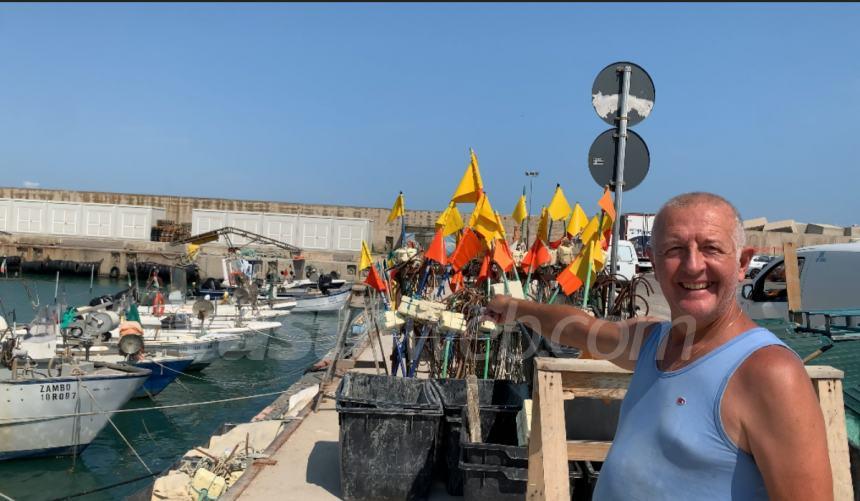 La piccola pesca in ginocchio per la mucillagine: “Non possiamo lavorare, ci servono aiuti”