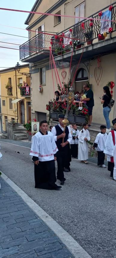 Palmoli in festa per S. Valentino: rinnovata la trebbiatura e la rievocazione delle sacre spoglie