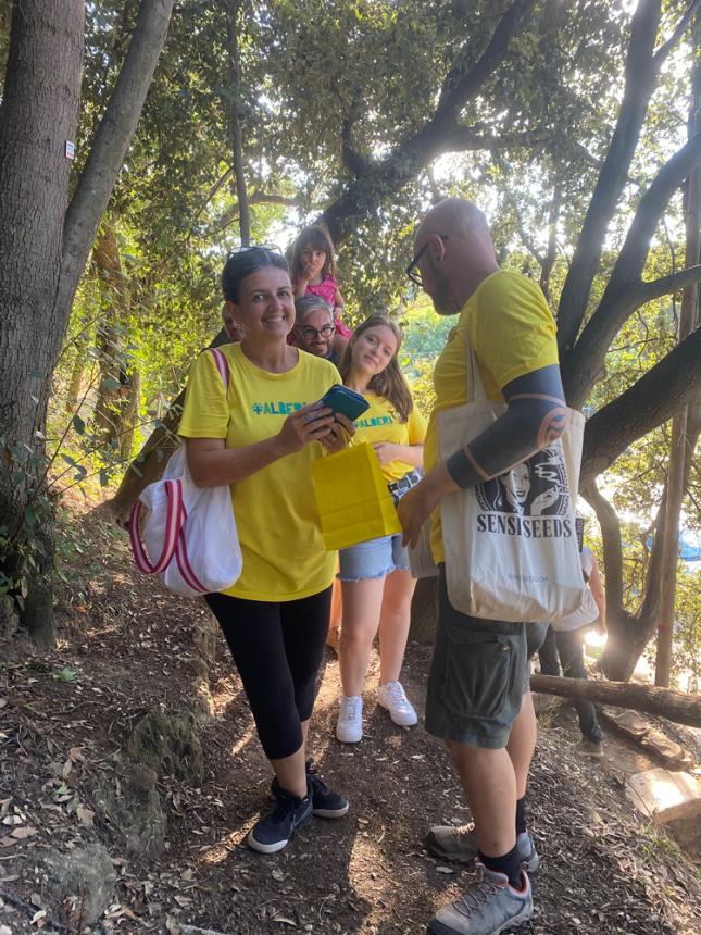 Tour "Amici alberi" al parco comunale: il regno della biodiversità 