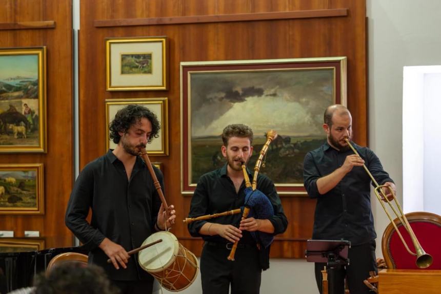 Trionfo per l’Ensemble MusiCanti Potestatis a Vasto con il concerto di musica medievale