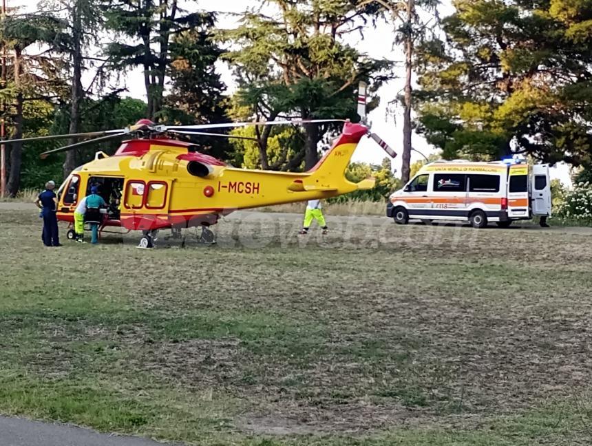 Scontro auto-monopattino a San Salvo Marina: grave un giovane