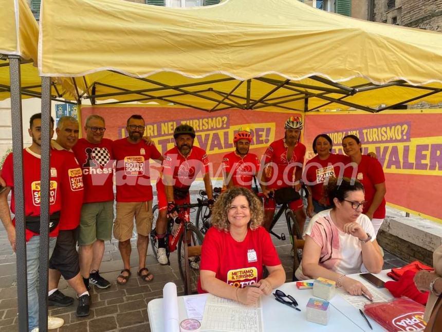 A Vasto fa tappa il tour su due ruote della Filcams Cgil per l'autonomia differenziata