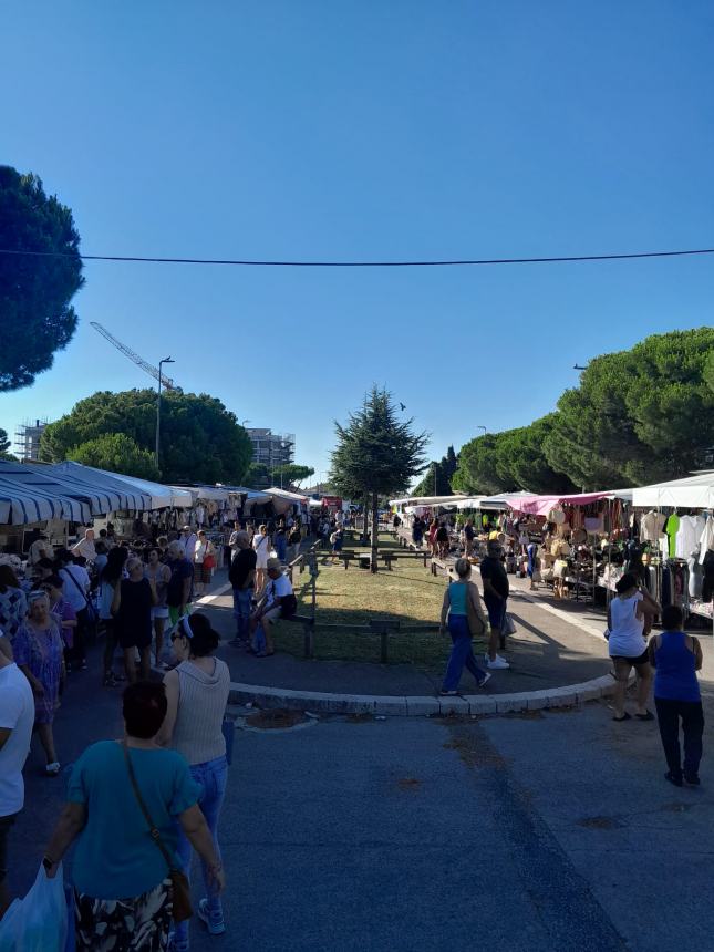 La fiera di luglio in piazza del Papa