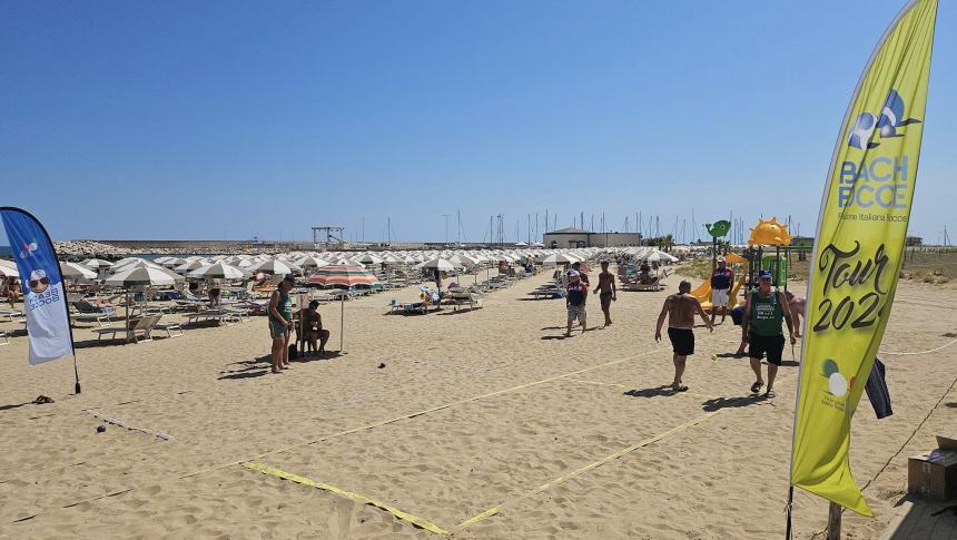 Alla Marina di Montenero il tour federale di Beach Bocce 2024