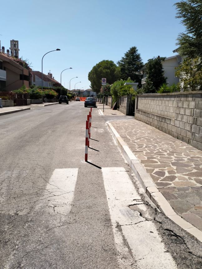 Meno parcheggi più dissuasori a via Ritucci Chinni, Menna: “Problema di sicurezza stradale”