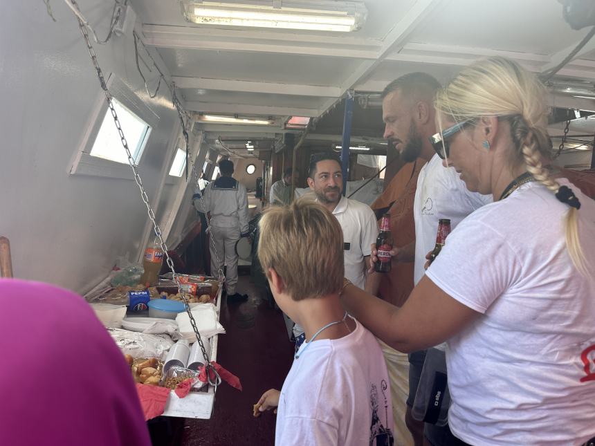 San Basso in processione a mare sul Nonno Rocco