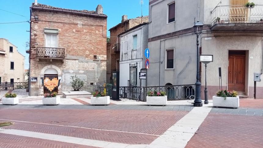 Nuove fioriere nel borgo di Monteodorisio: “Per un paese più accogliente”