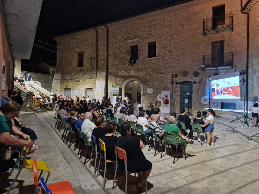 “I Cunde”: ai piedi della Torre Angioina nel cuore del borgo antico