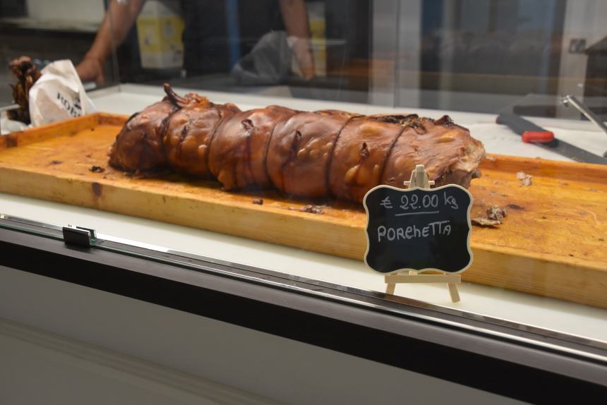 Artigiani del gusto dal 1925: a Termoli lo store Roberti con porchetta e ventricina di qualità top