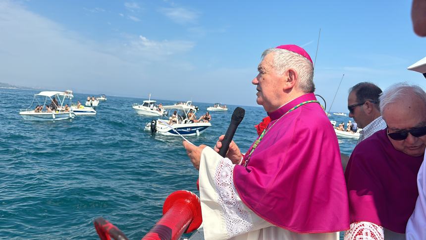 San Basso in processione a mare sul Nonno Rocco