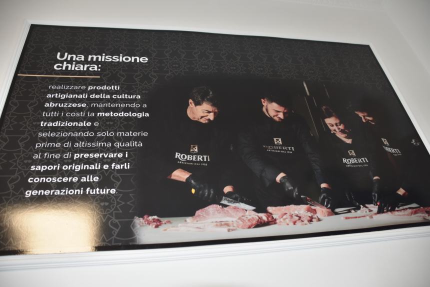 Artigiani del gusto dal 1925: a Termoli lo store Roberti con porchetta e ventricina di qualità top