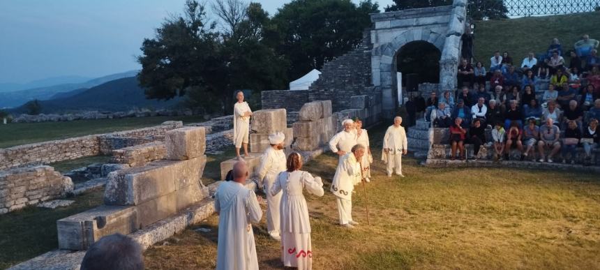 «Un autentico viaggio nel tempo e nella storia»