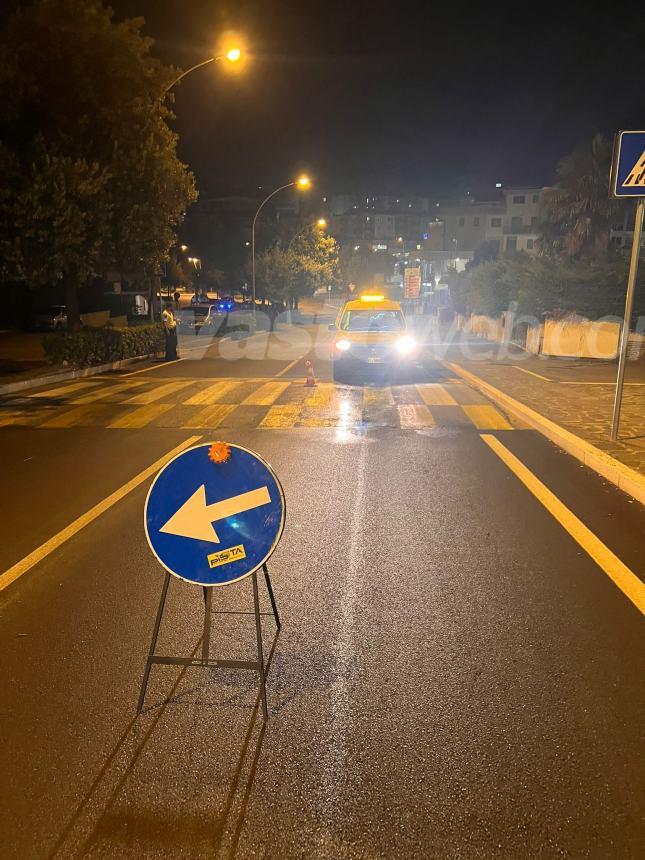 Auto danneggia coppa dell’olio lungo via Sant’Onofrio 