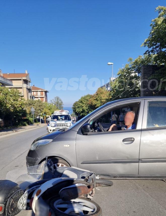 Scontro auto-scooter sul viadotto Histonium: ferita una ragazza 