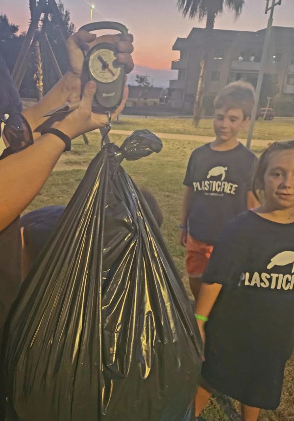 Volontari Plastic Free a Colle Macchiuzzo 