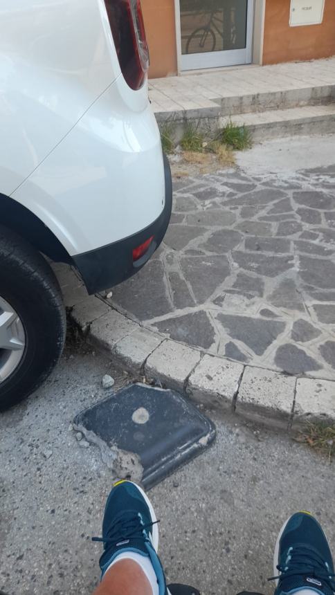 Barriere architettoniche, disabili al limite ma l’amministrazione rassicura: “Pronti gli interventi”