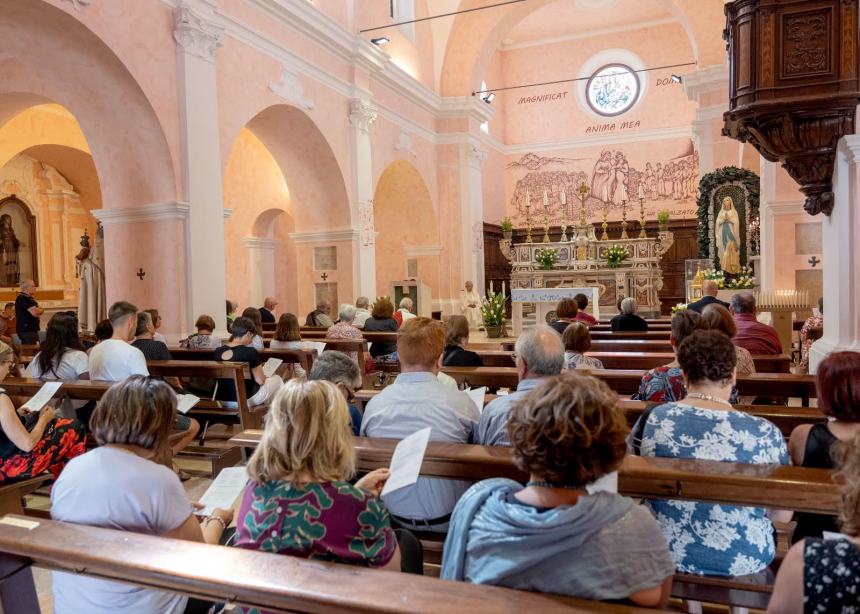 L'arrivo della reliquia di Santa Bernadette a Bonefro