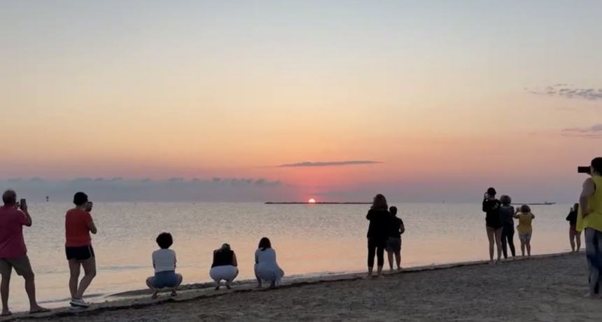 Sulle note del pianista Simone Sala Casalbordino accoglie l’alba del Ferragosto