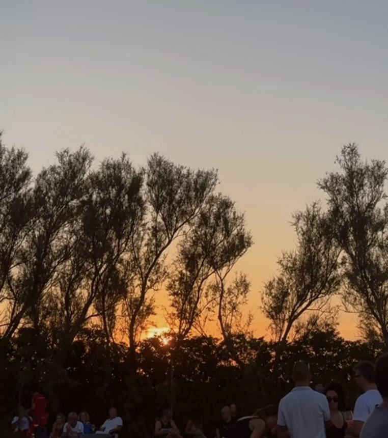 La magia del tramonto e il sax di Elpido Tornese chiudono il  “Road to Punta Aderci”