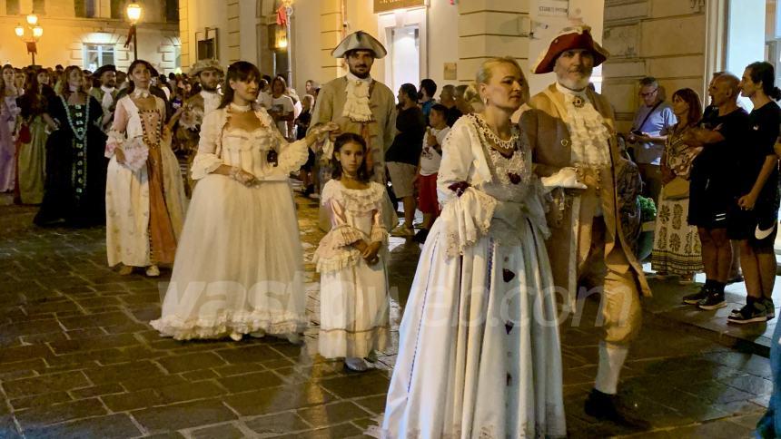 Applausi e grandi emozioni a Vasto con la rievocazione del Toson d’Oro